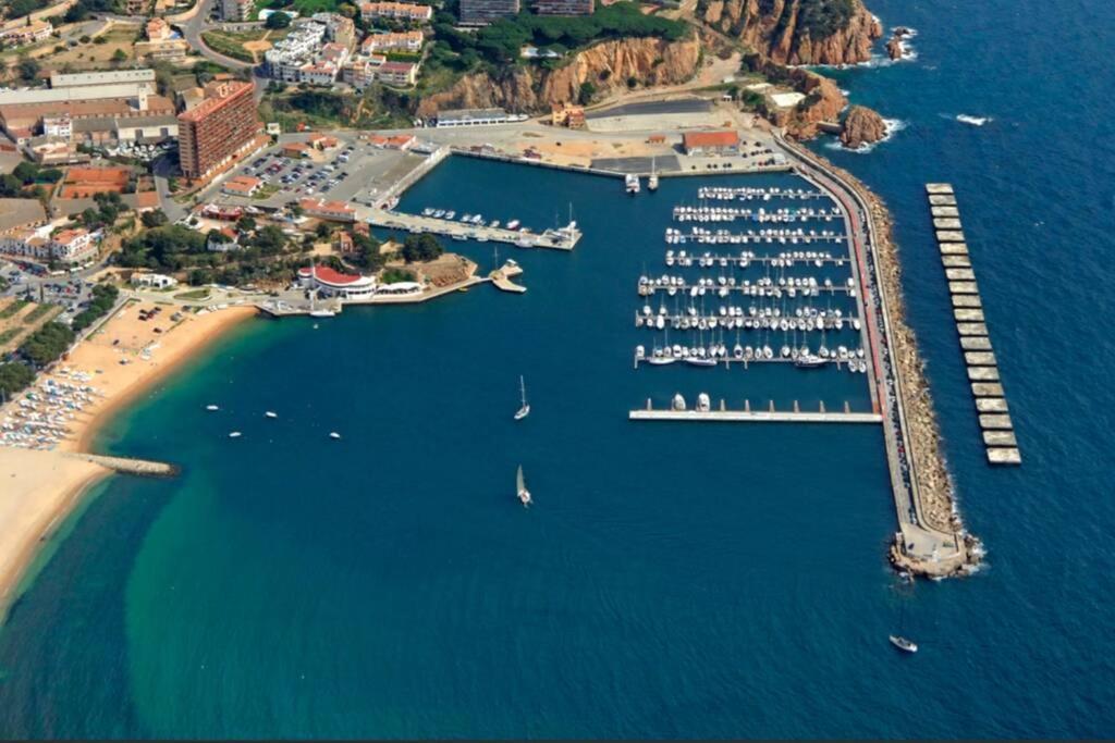 Nuevo Apartamento Moderno Elisa - A 80 Metros De La Playa Para 5 Personas Sant Feliu de Guixols Exterior photo